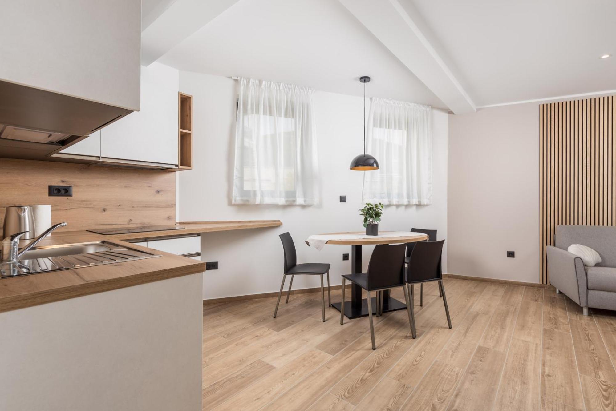 Belinda Apartments With Balcony & Private Parking Опатия Экстерьер фото