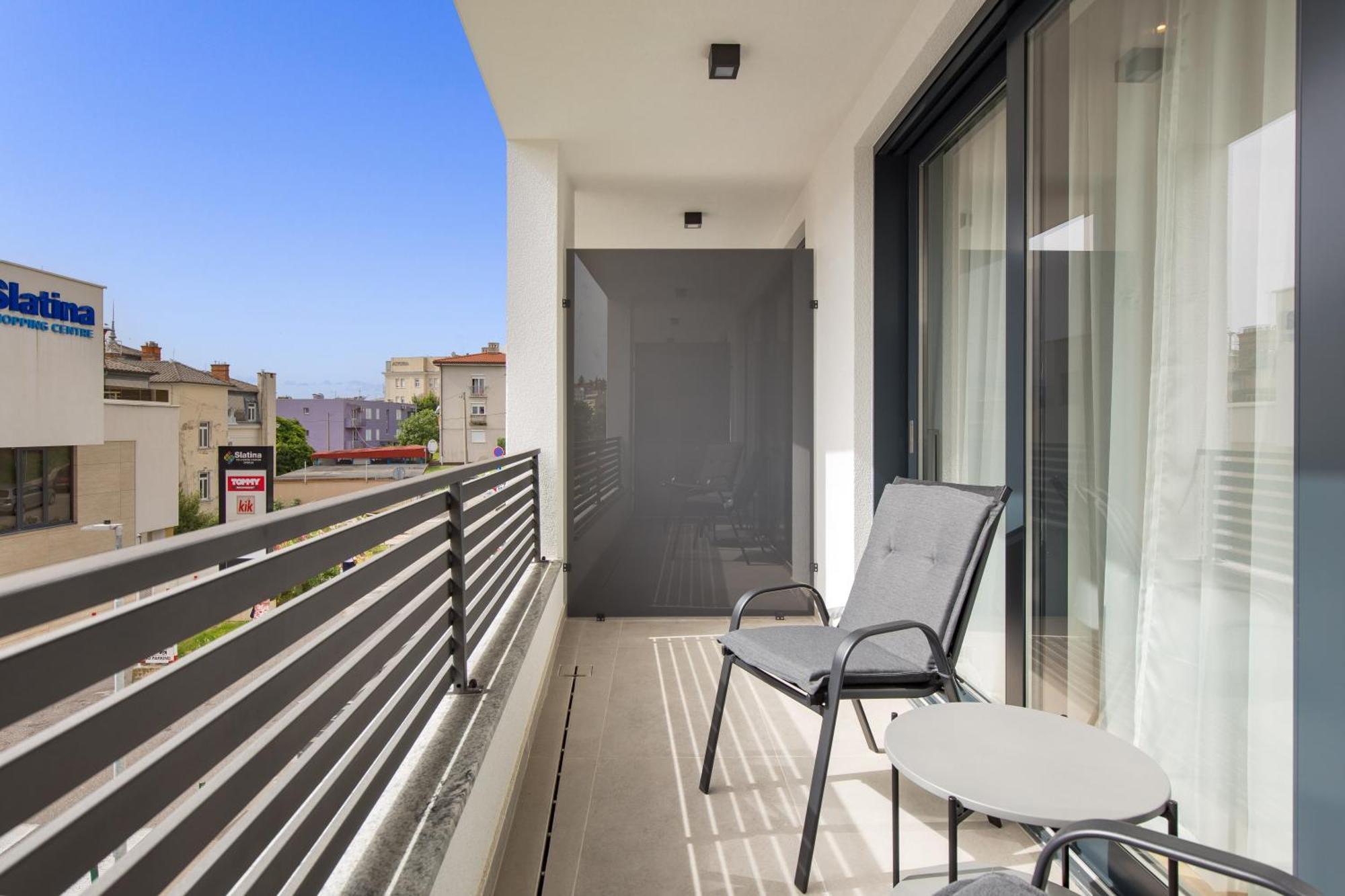 Belinda Apartments With Balcony & Private Parking Опатия Экстерьер фото