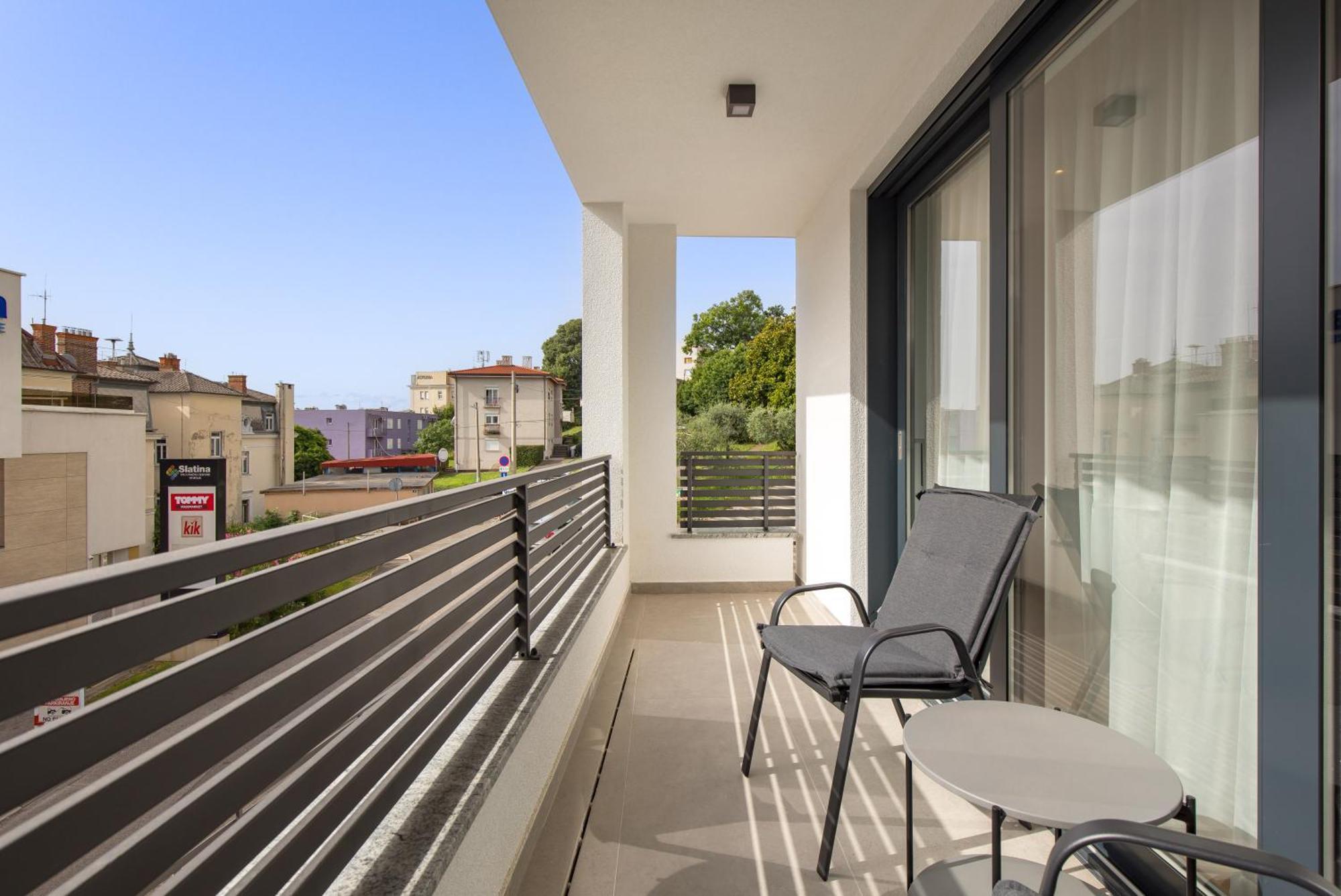 Belinda Apartments With Balcony & Private Parking Опатия Экстерьер фото