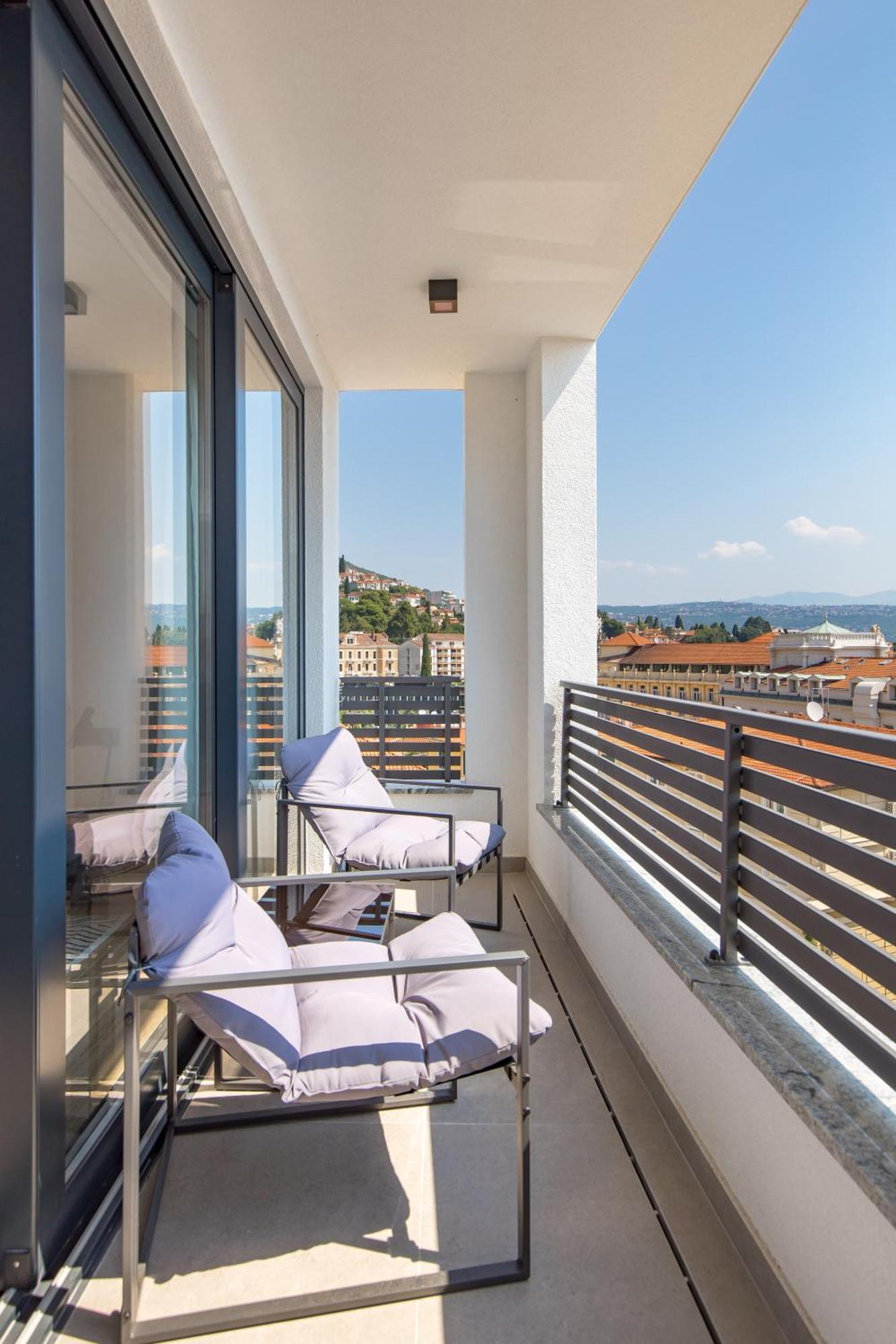 Belinda Apartments With Balcony & Private Parking Опатия Экстерьер фото