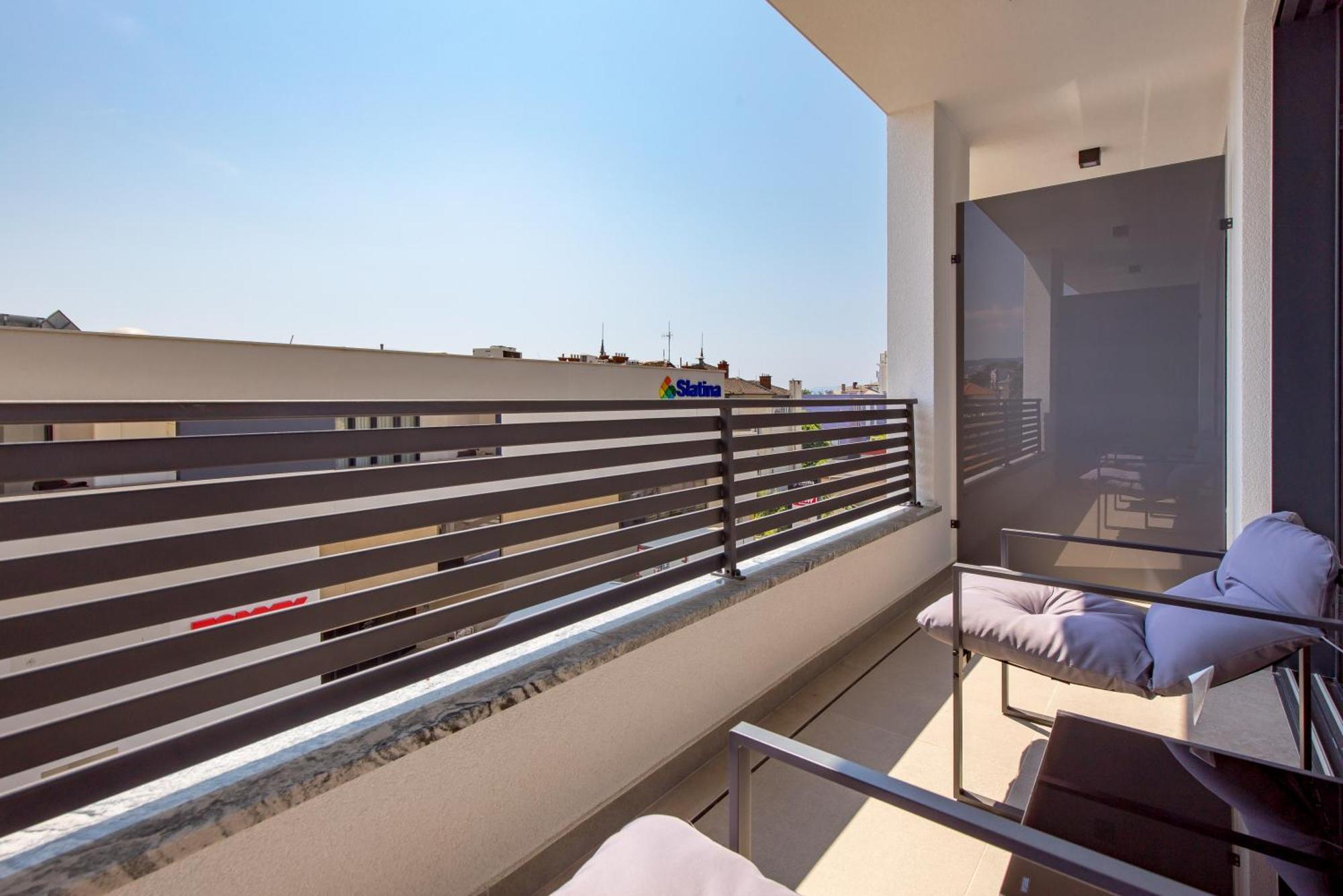 Belinda Apartments With Balcony & Private Parking Опатия Экстерьер фото